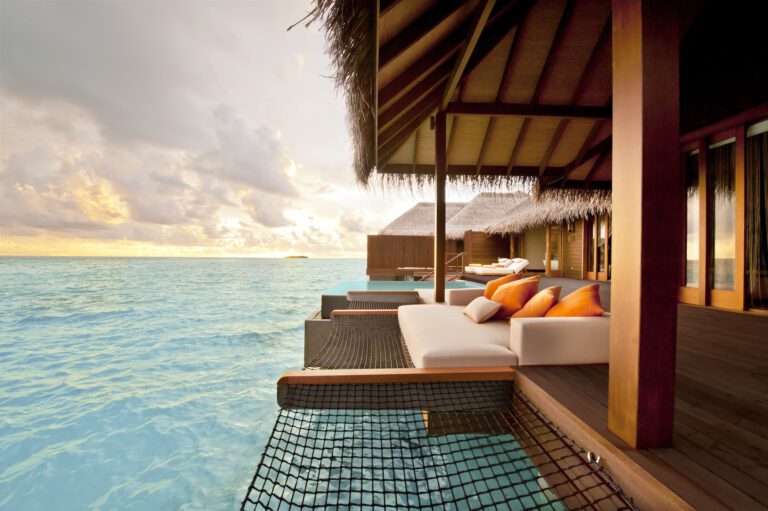 Sunset Ocean Family Suite